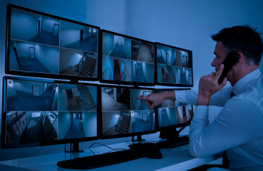 entenda-como-funciona-o-monitoramento-de-alarmes-e-cameras-para-seguranca.png